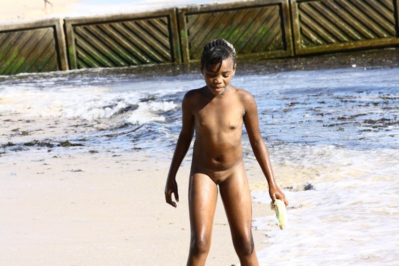 Ebony Teen Nudism 109